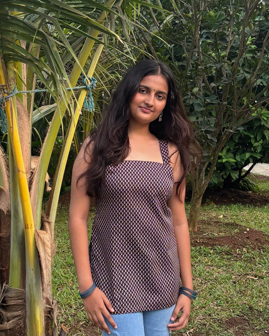 Inaaya – grace in every thread